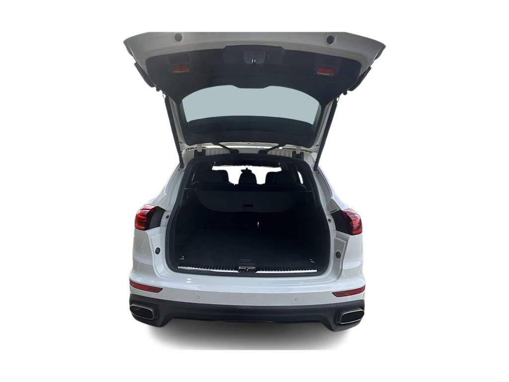 Thumbnail: 2016 Porsche Cayenne - 17