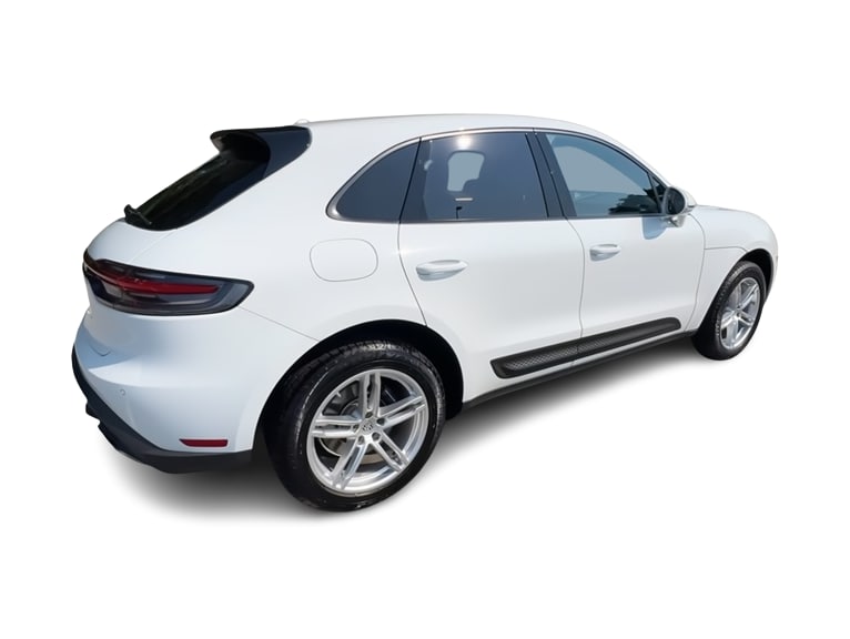 Thumbnail: 2022 Porsche Macan - 20