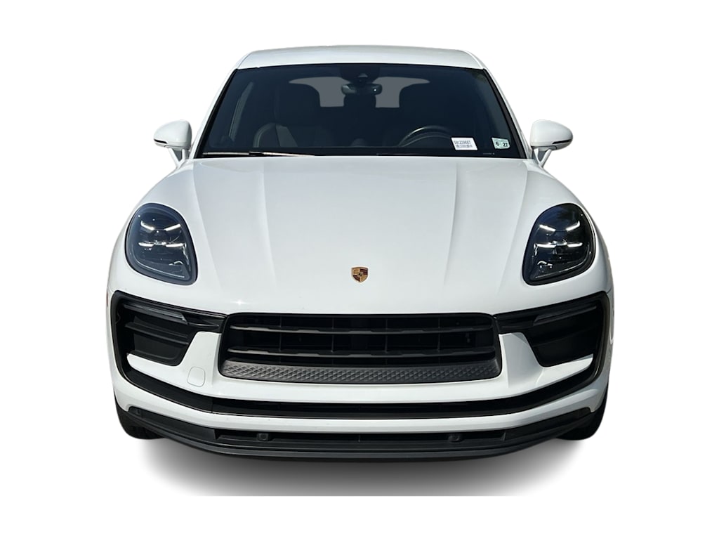 Thumbnail: 2022 Porsche Macan - 25