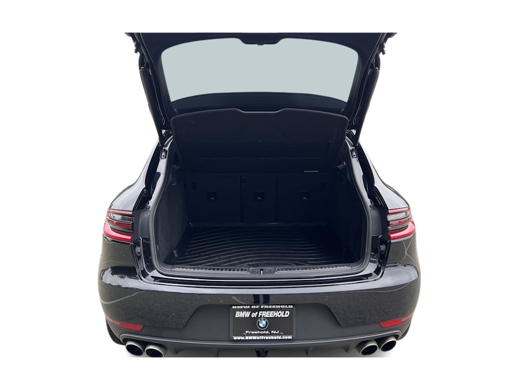 Thumbnail: 2018 Porsche Macan - 18