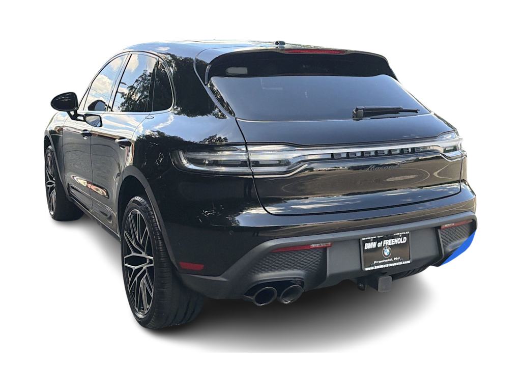 Thumbnail: 2023 Porsche Macan - 4