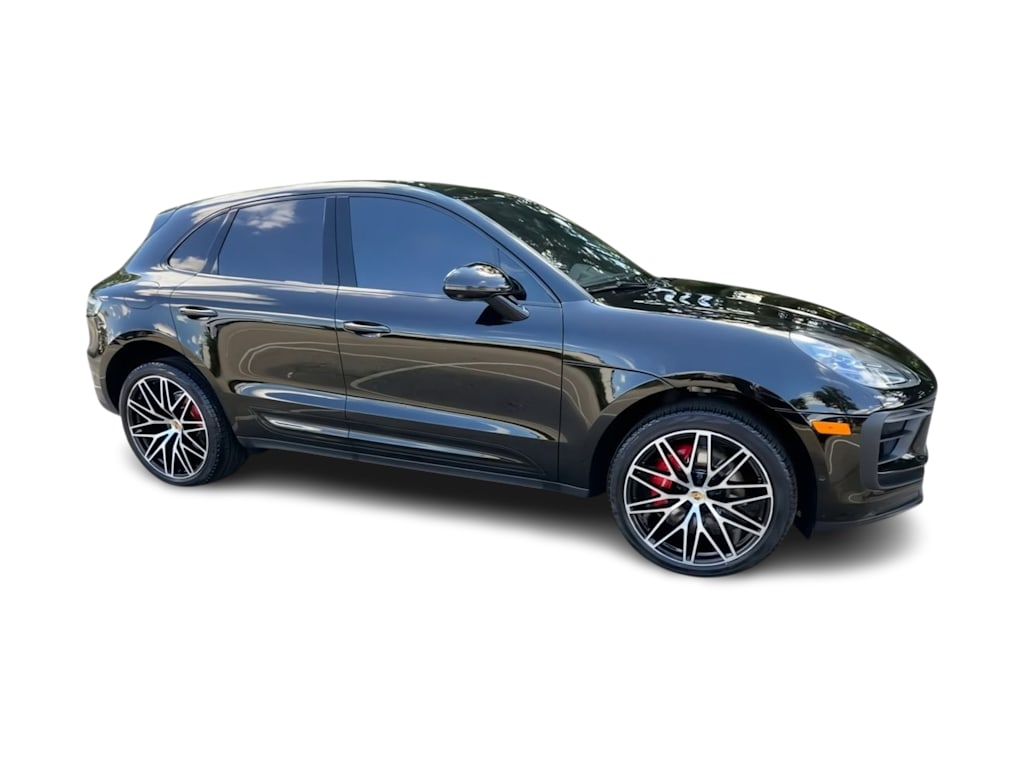 Thumbnail: 2023 Porsche Macan - 24