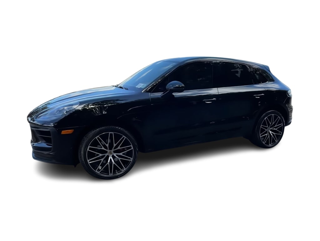 Thumbnail: 2023 Porsche Macan - 3