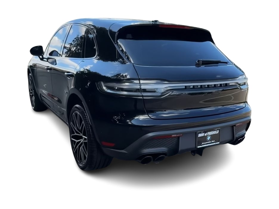 Thumbnail: 2023 Porsche Macan - 21