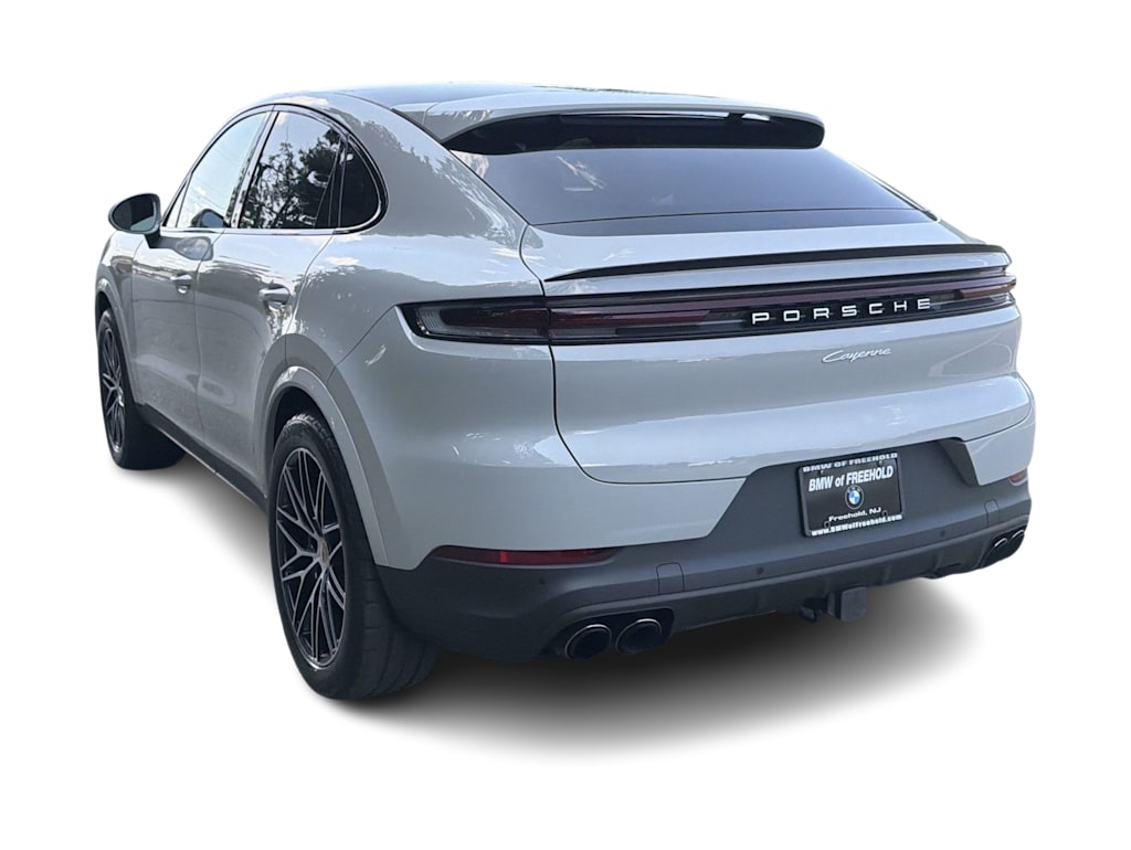 Thumbnail: 2024 Porsche Cayenne - 4