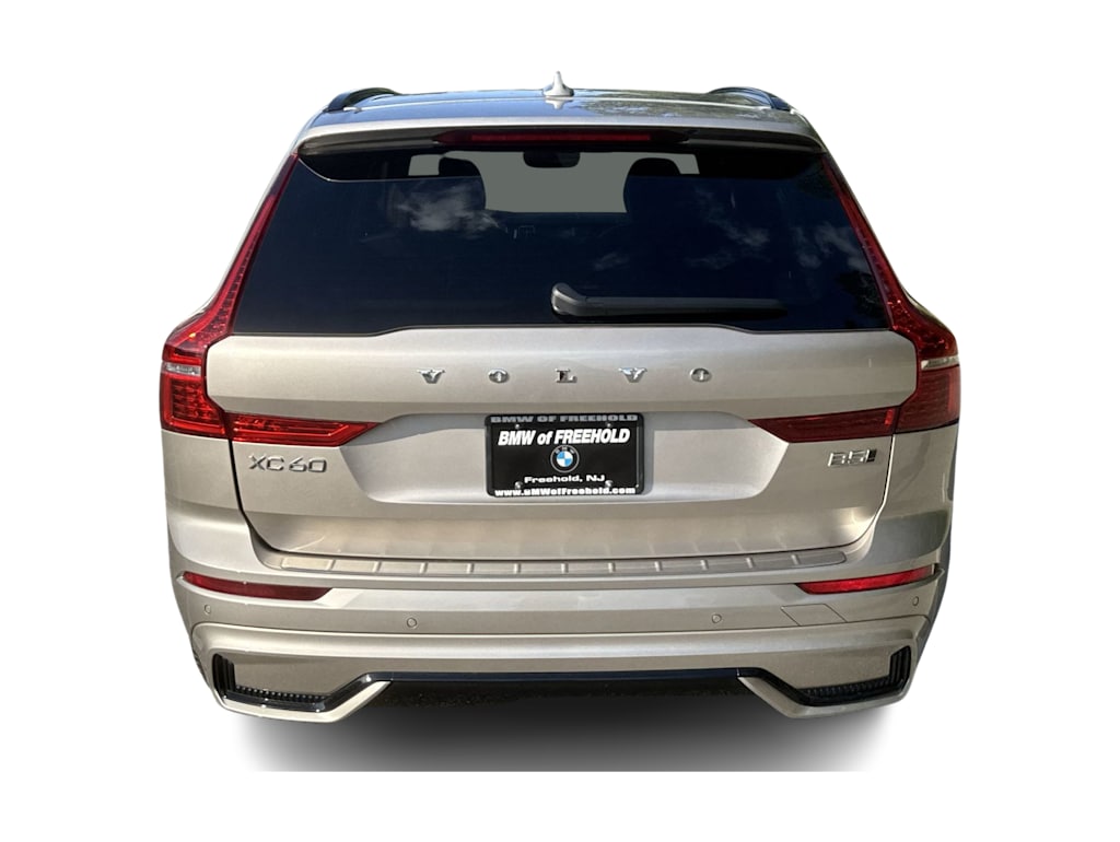 Thumbnail: 2024 Volvo XC60 - 25