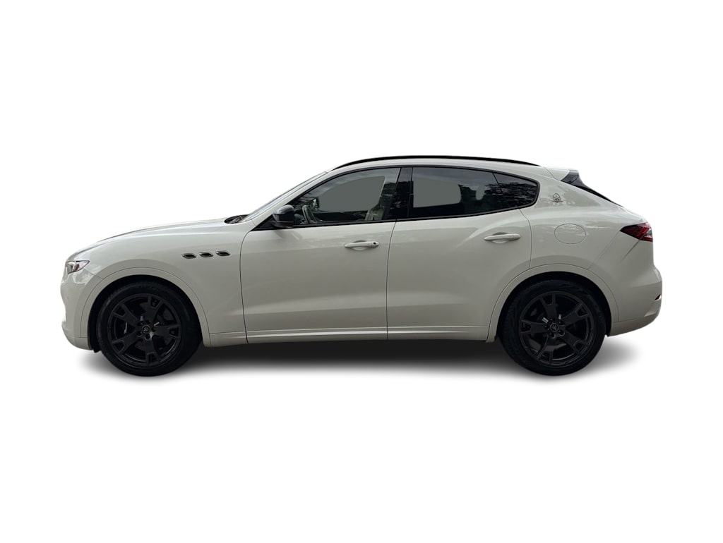 Thumbnail: 2020 Maserati Levante - 23