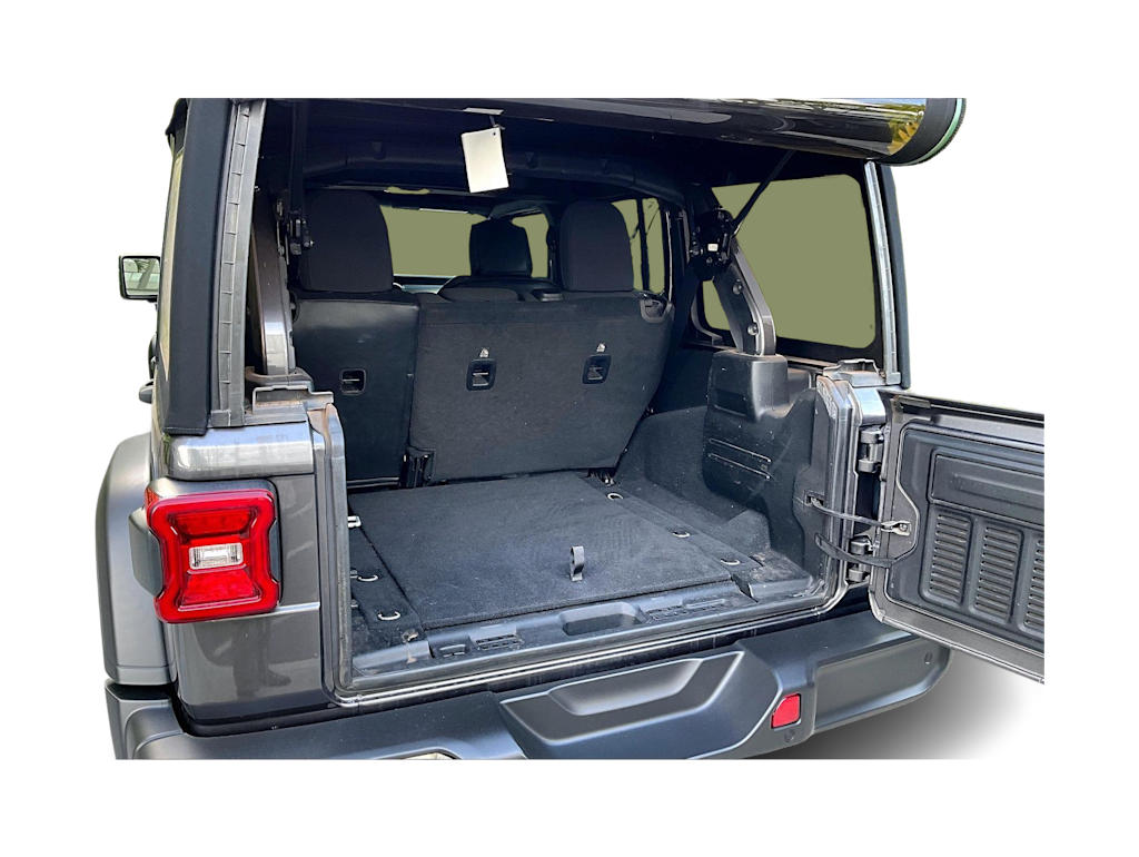 Thumbnail: 2021 Jeep Wrangler - 18
