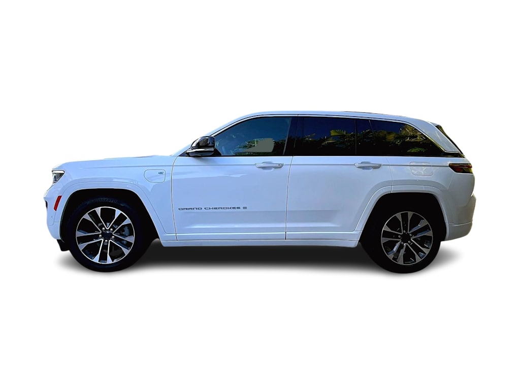 Thumbnail: 2023 Jeep Grand Cherokee - 3