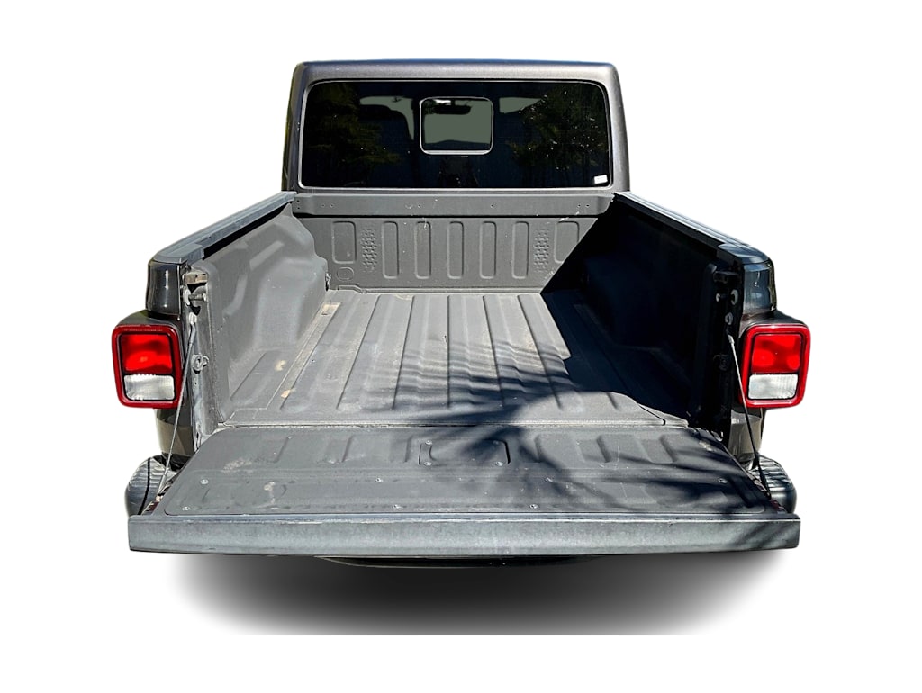 Thumbnail: 2021 Jeep Gladiator - 18