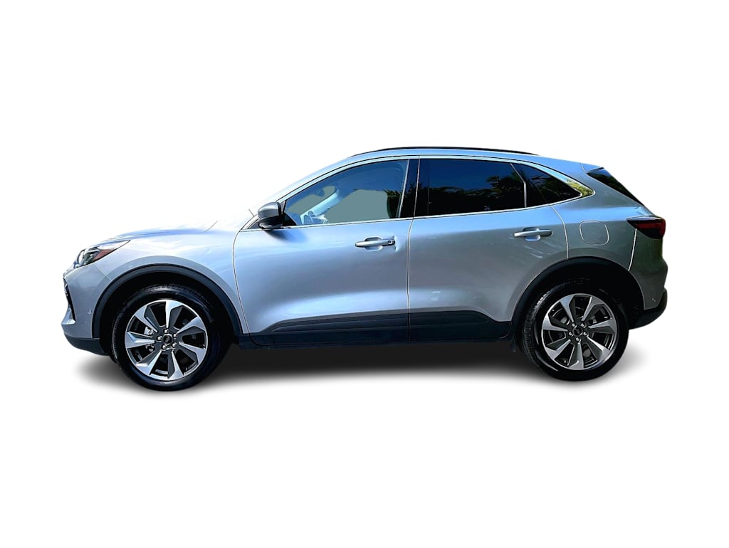 Thumbnail: 2023 Ford Escape - 3