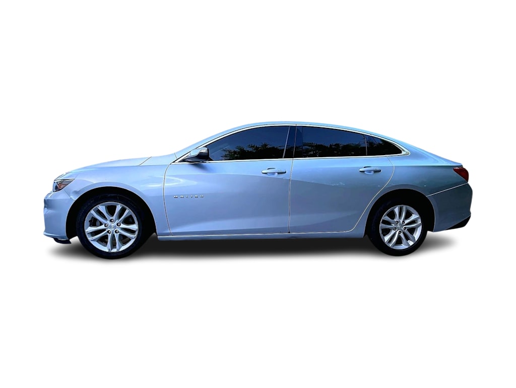 Thumbnail: 2018 Chevrolet Malibu - 3