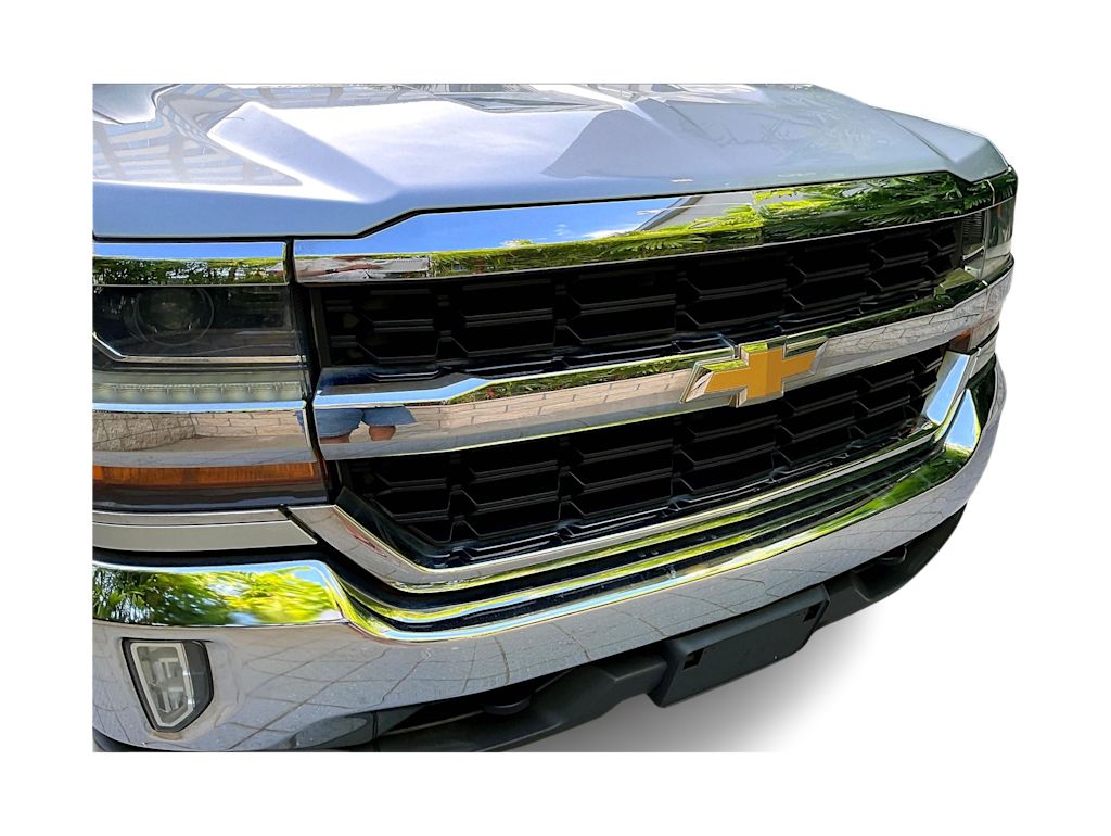 Thumbnail: 2017 Chevrolet Silverado 1500 - 30