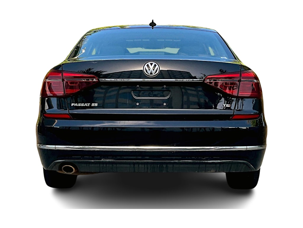 Thumbnail: 2018 Volkswagen Passat - 5