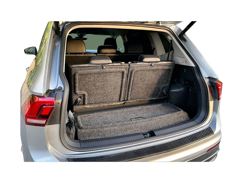 Thumbnail: 2022 Volkswagen Tiguan - 18