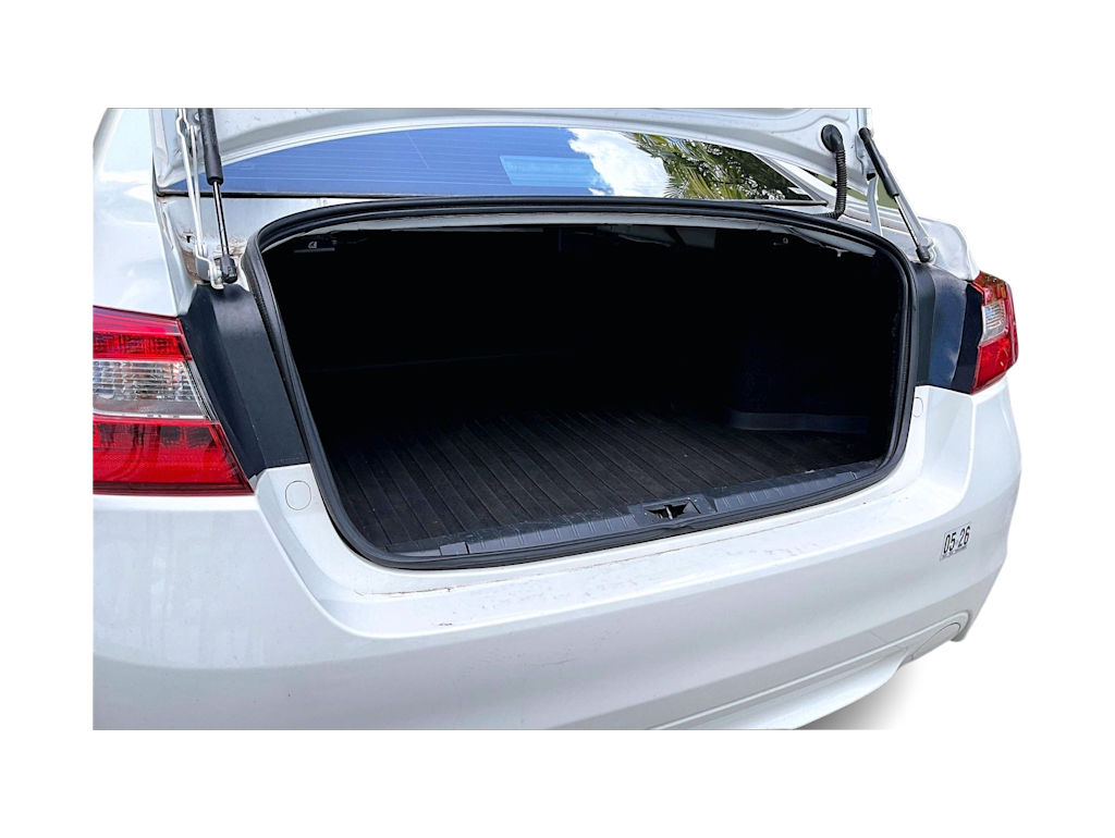 Thumbnail: 2017 Subaru Legacy - 19
