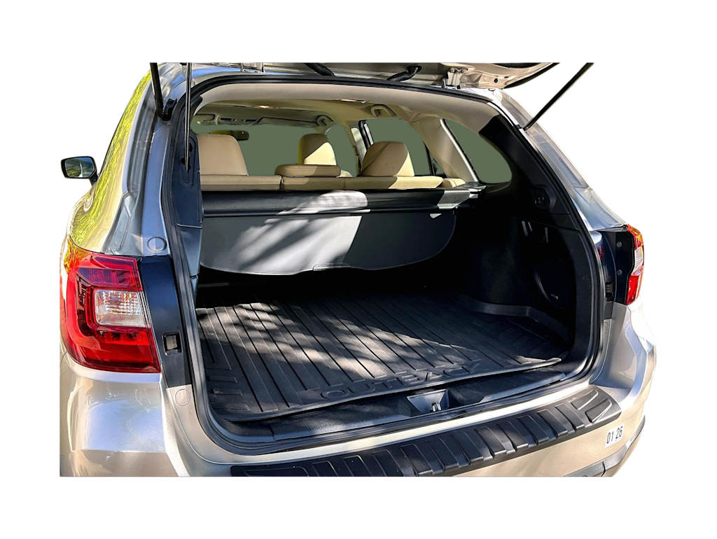 Thumbnail: 2016 Subaru Outback - 18