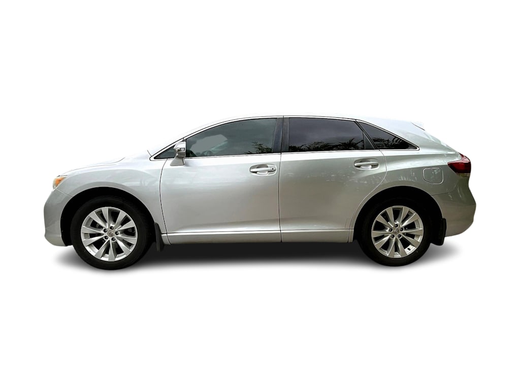 Thumbnail: 2014 Toyota Venza - 3