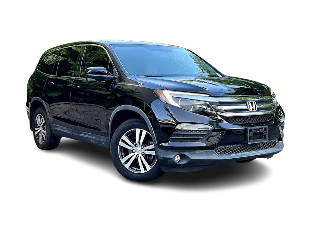 Thumbnail: 2017 Honda Pilot - 22