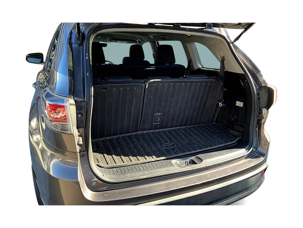 Thumbnail: 2016 Toyota Highlander - 18