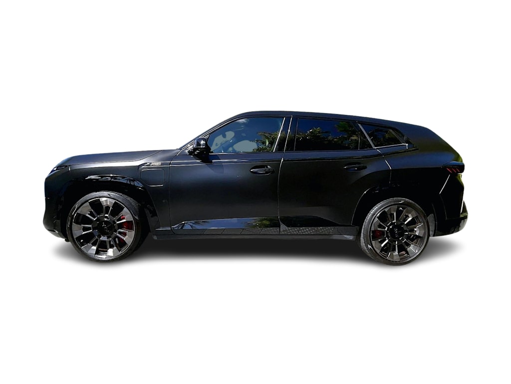 Thumbnail: 2023 BMW XM - 3