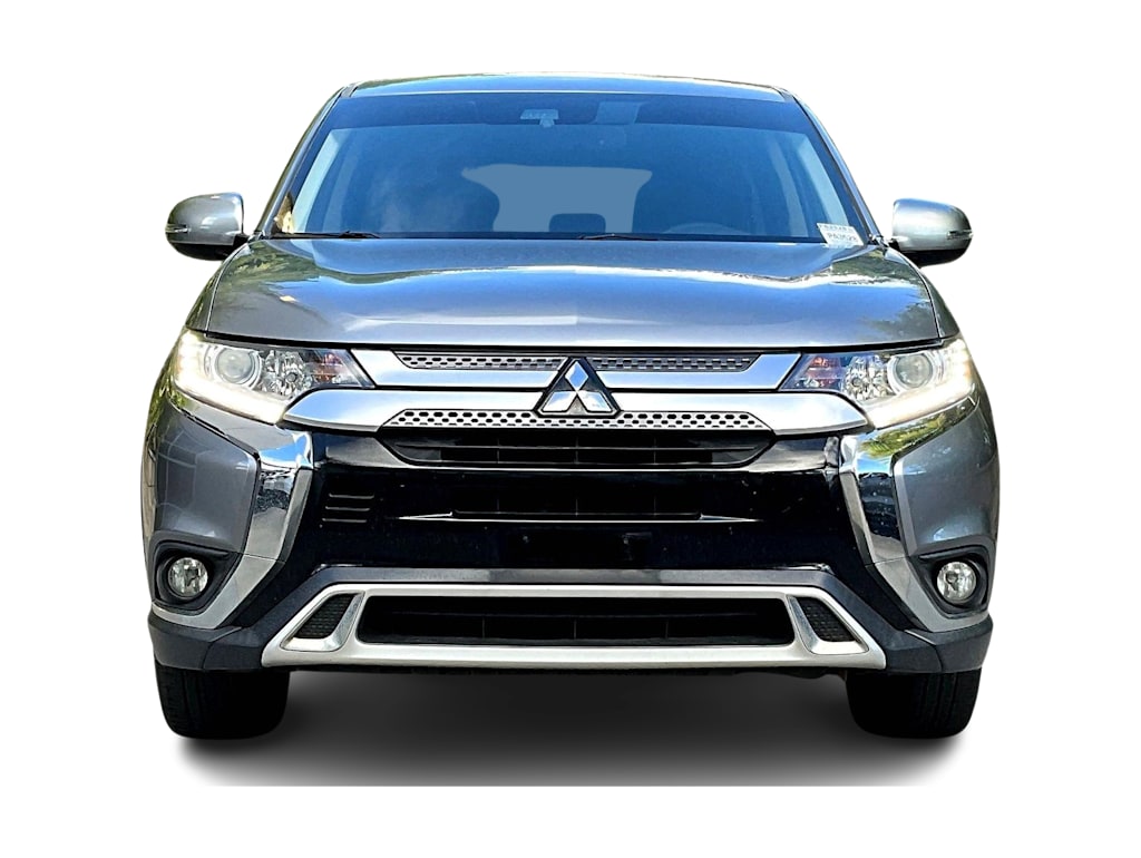 Thumbnail: 2020 Mitsubishi Outlander - 6