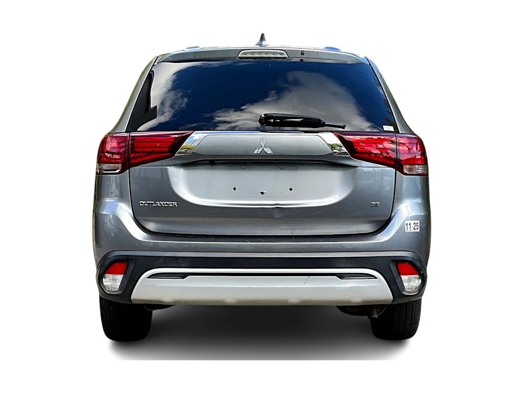 Thumbnail: 2020 Mitsubishi Outlander - 5