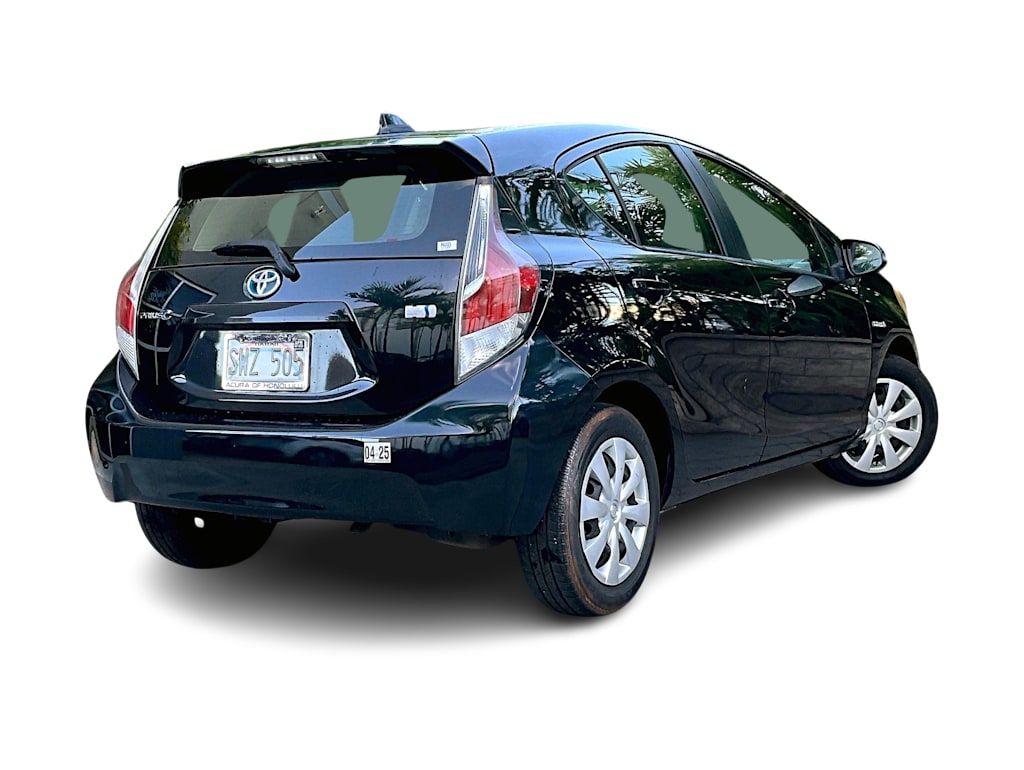 Thumbnail: 2016 Toyota Prius c - 23