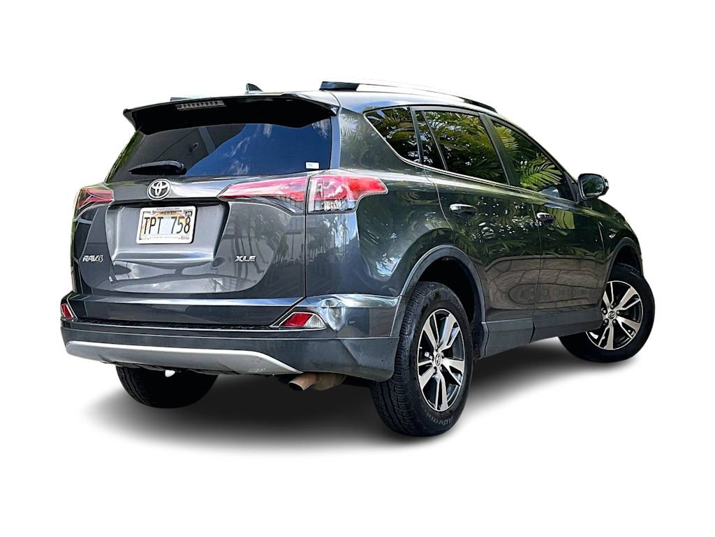 Thumbnail: 2018 Toyota RAV4 - 23