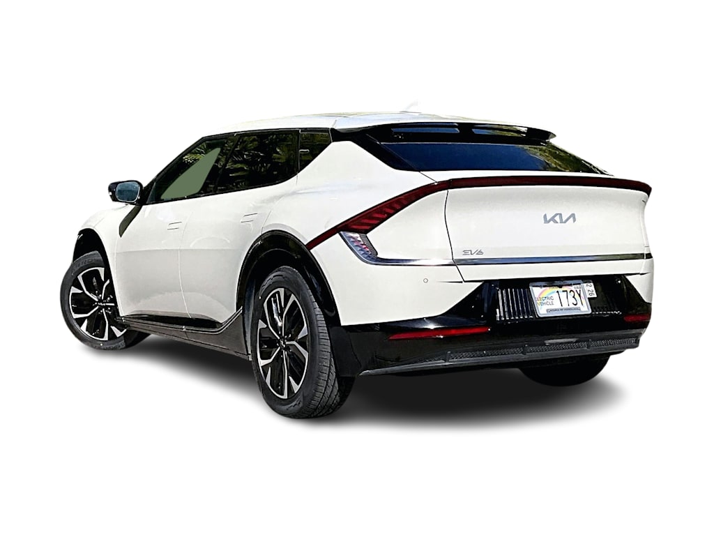 Thumbnail: 2022 Kia EV6 - 4