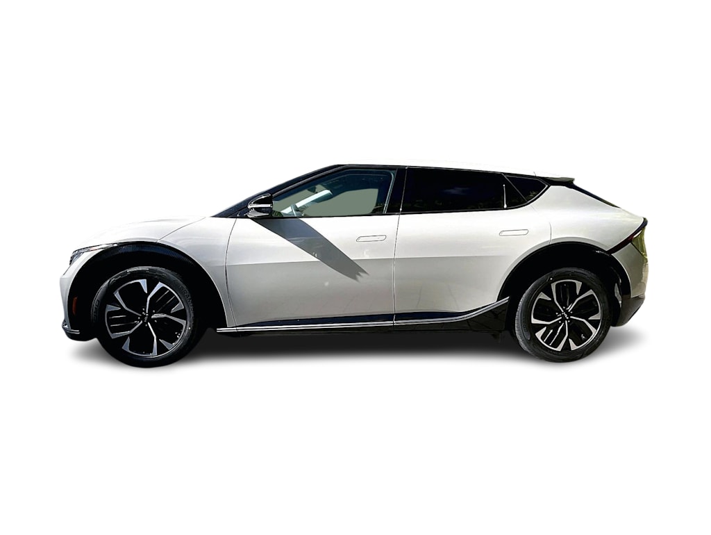 Thumbnail: 2022 Kia EV6 - 3