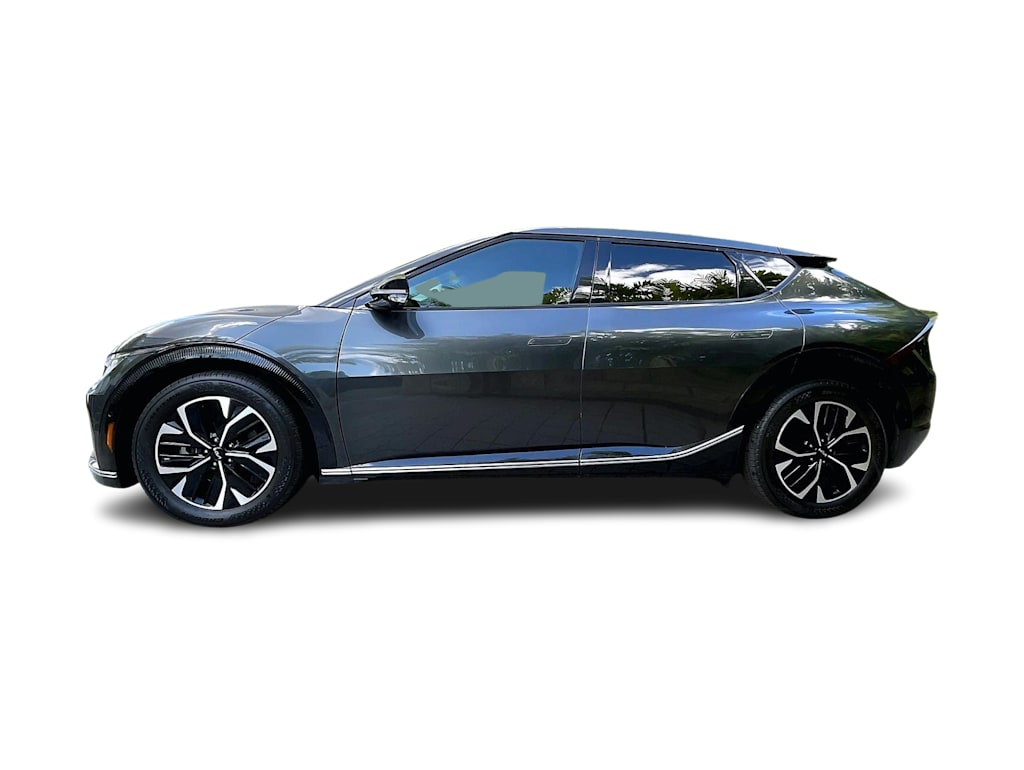 Thumbnail: 2022 Kia EV6 - 3