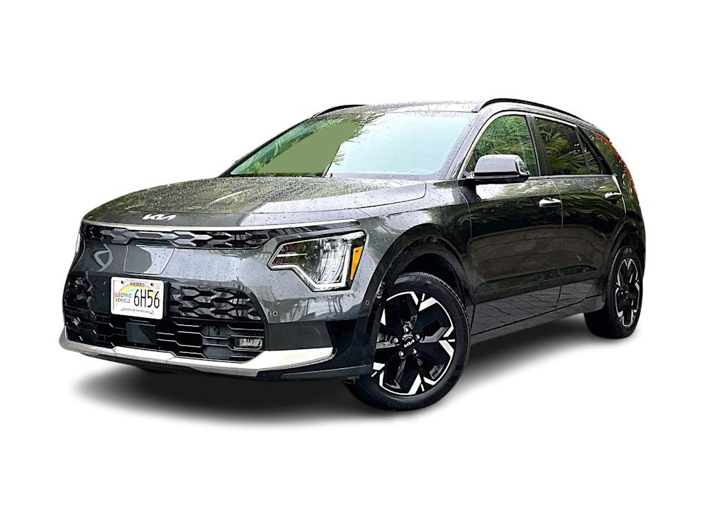 Used 2024 Kia Niro Wave with VIN KNDCT3L10R5114493 for sale in Madison, WI