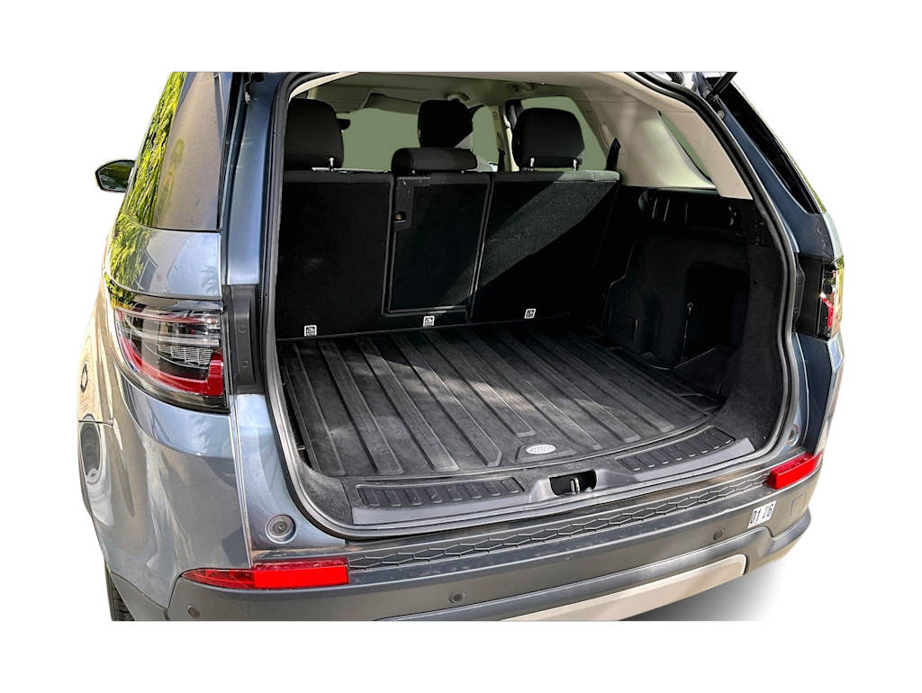 Thumbnail: 2020 Land Rover Discovery Sport - 19