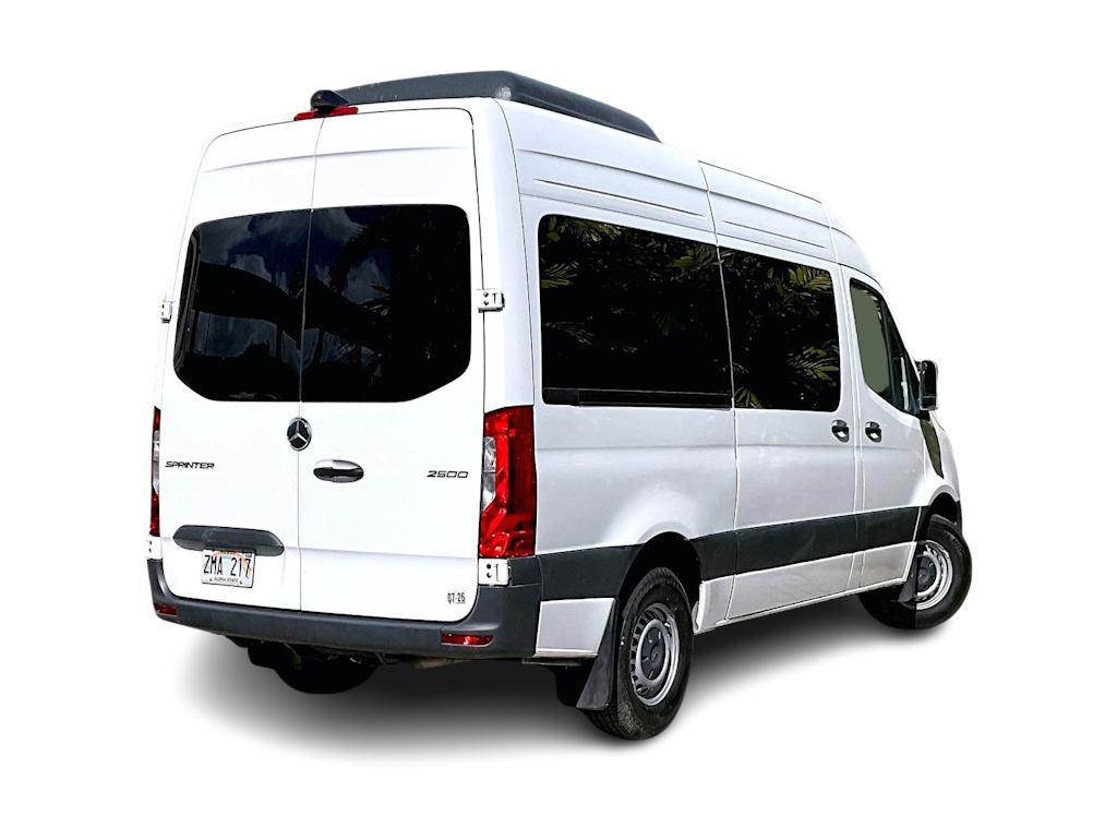 Thumbnail: 2024 Mercedes-Benz Sprinter - 23