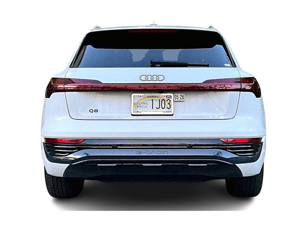 Thumbnail: 2024 Audi Q8 e-tron - 5