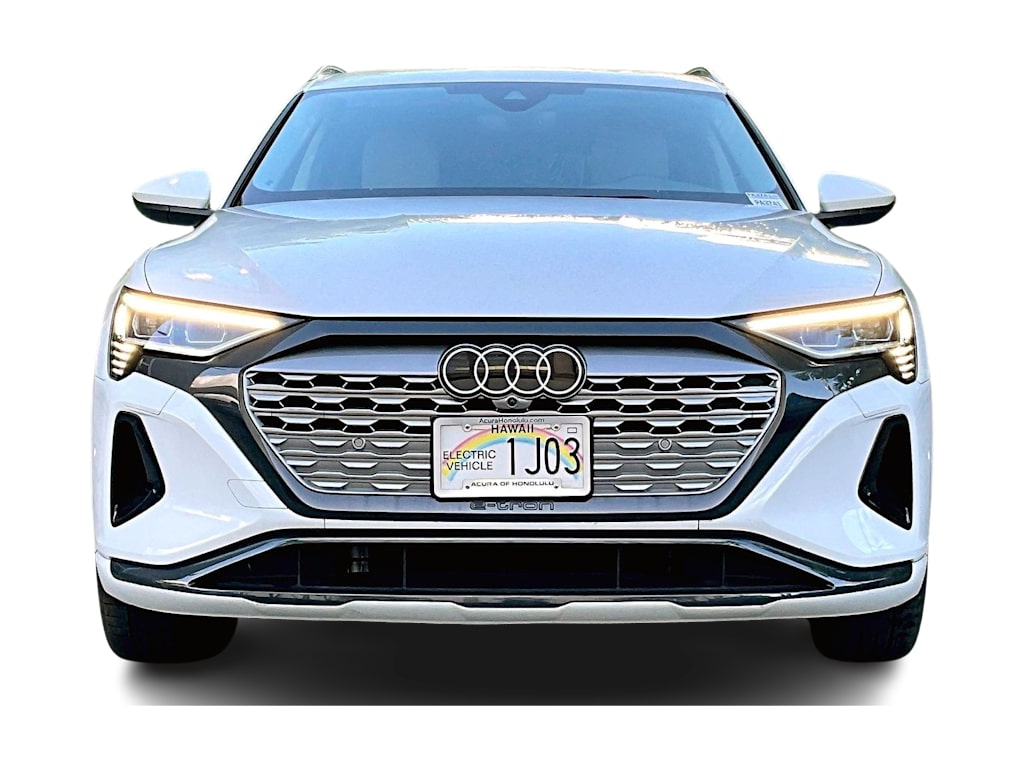 Thumbnail: 2024 Audi Q8 e-tron - 6