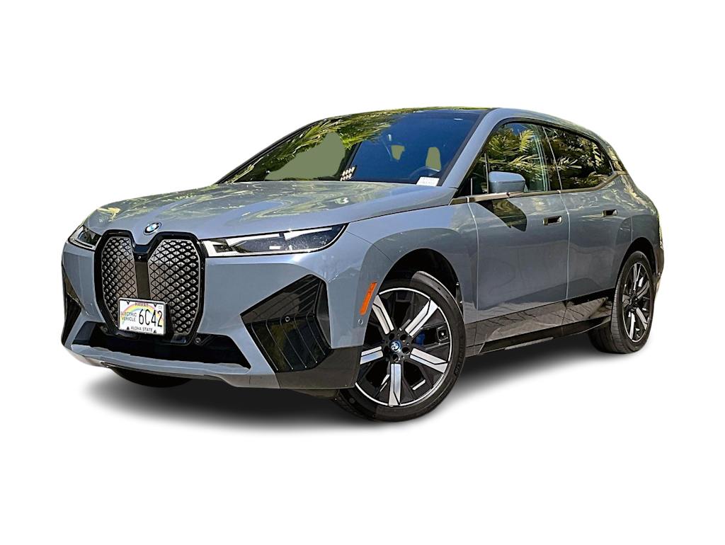 Used 2024 BMW iX Base with VIN WB523CF07RCN63532 for sale in West Allis, WI