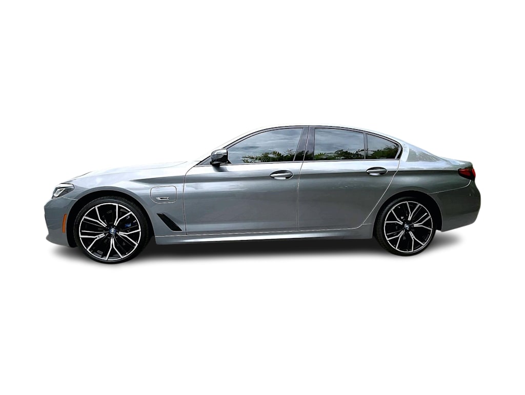 Thumbnail: 2023 BMW 5 Series - 3