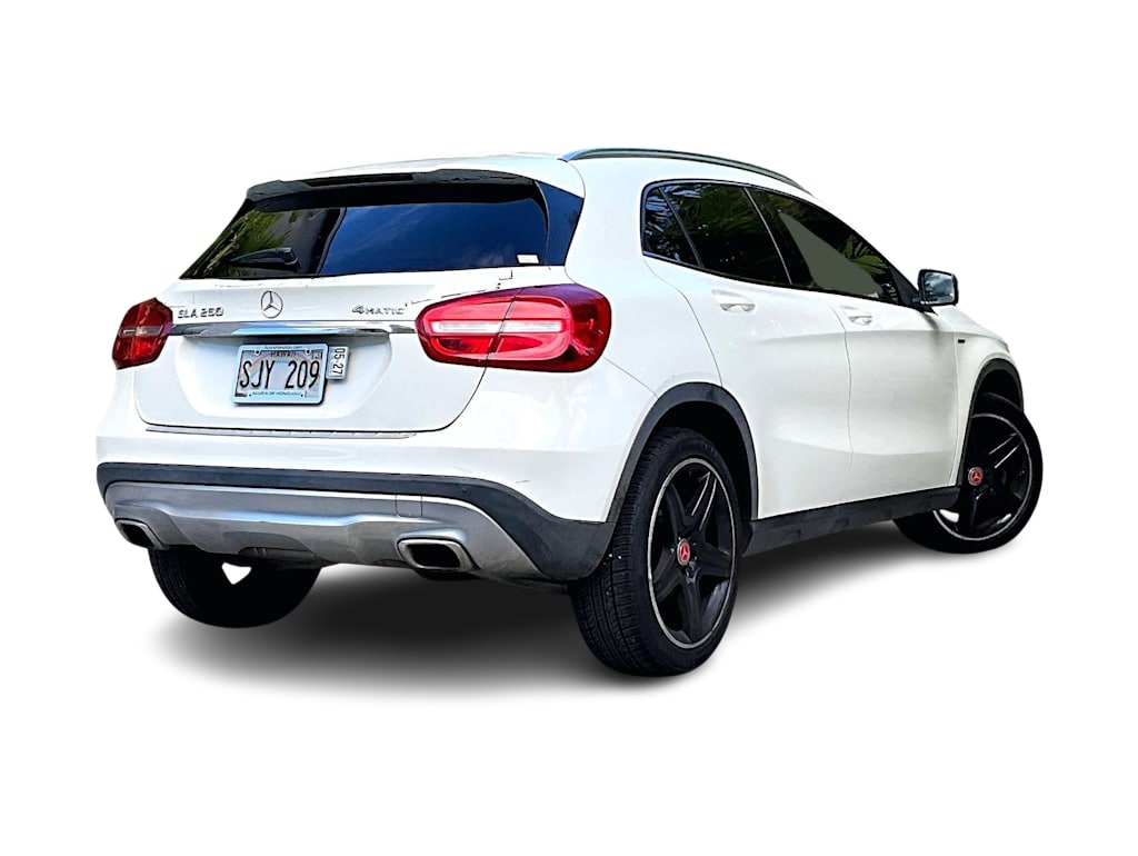 Thumbnail: 2015 Mercedes-Benz GLA - 23