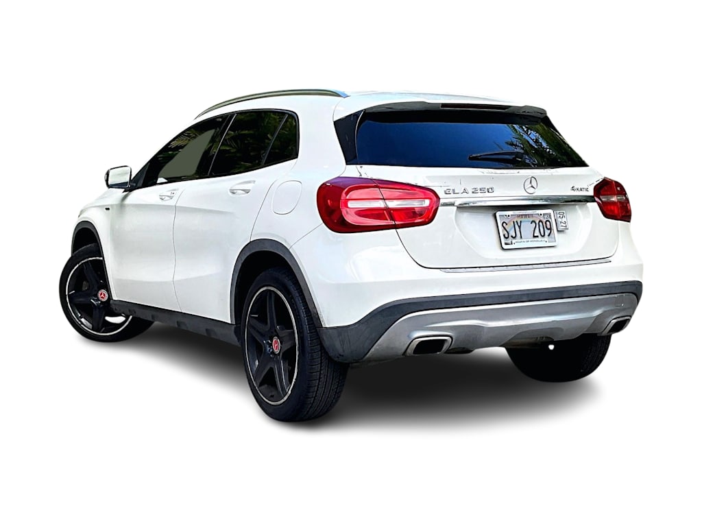 Thumbnail: 2015 Mercedes-Benz GLA - 4