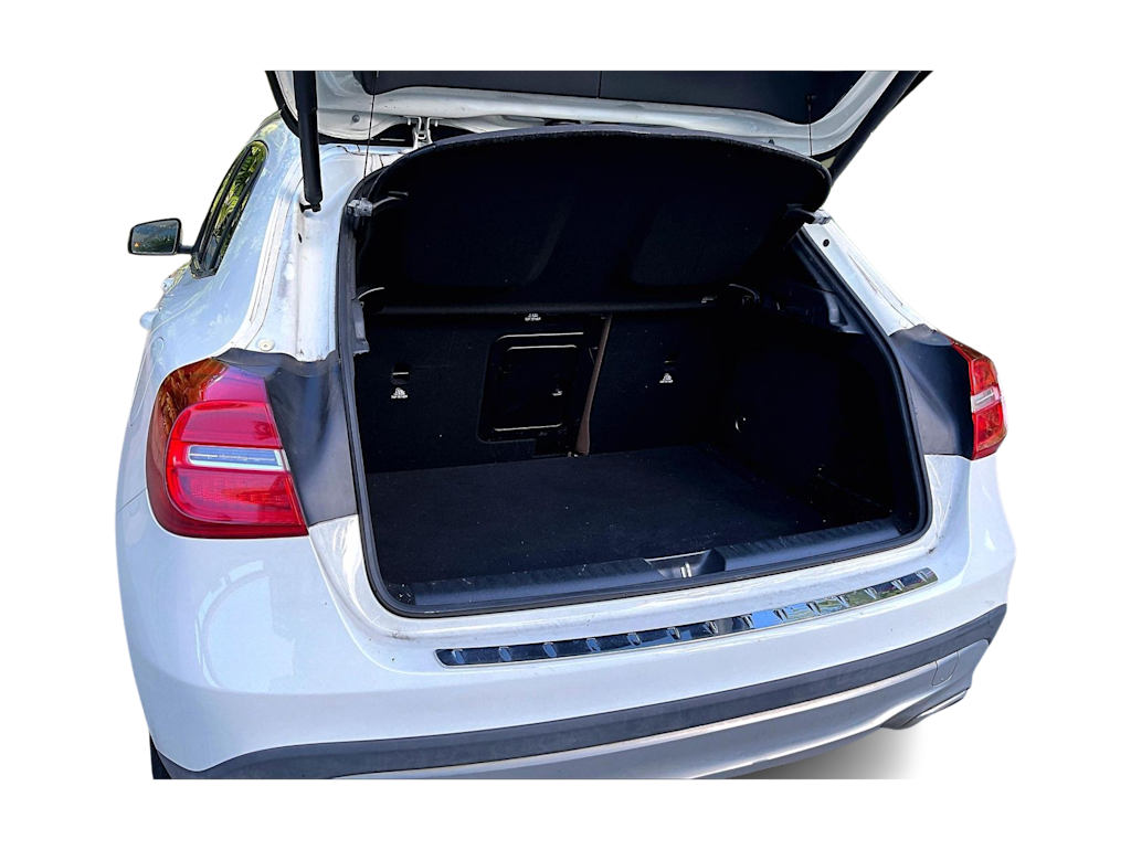 Thumbnail: 2015 Mercedes-Benz GLA - 17