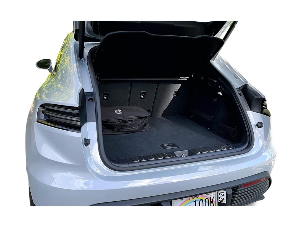 Thumbnail: 2024 Porsche Macan - 18