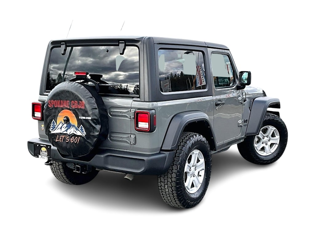 Thumbnail: 2021 Jeep Wrangler - 23