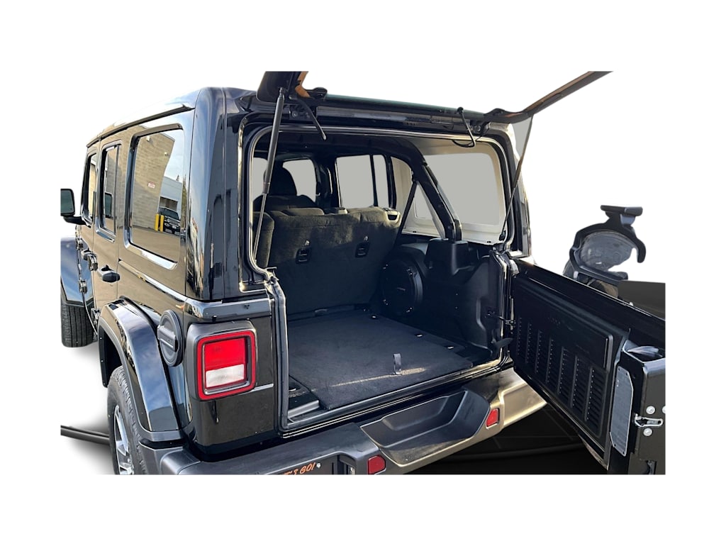 Thumbnail: 2023 Jeep Wrangler - 17