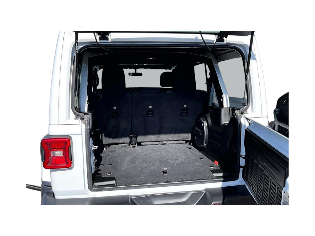 Thumbnail: 2022 Jeep Wrangler - 18
