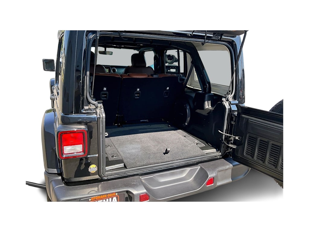 Thumbnail: 2022 Jeep Wrangler - 17