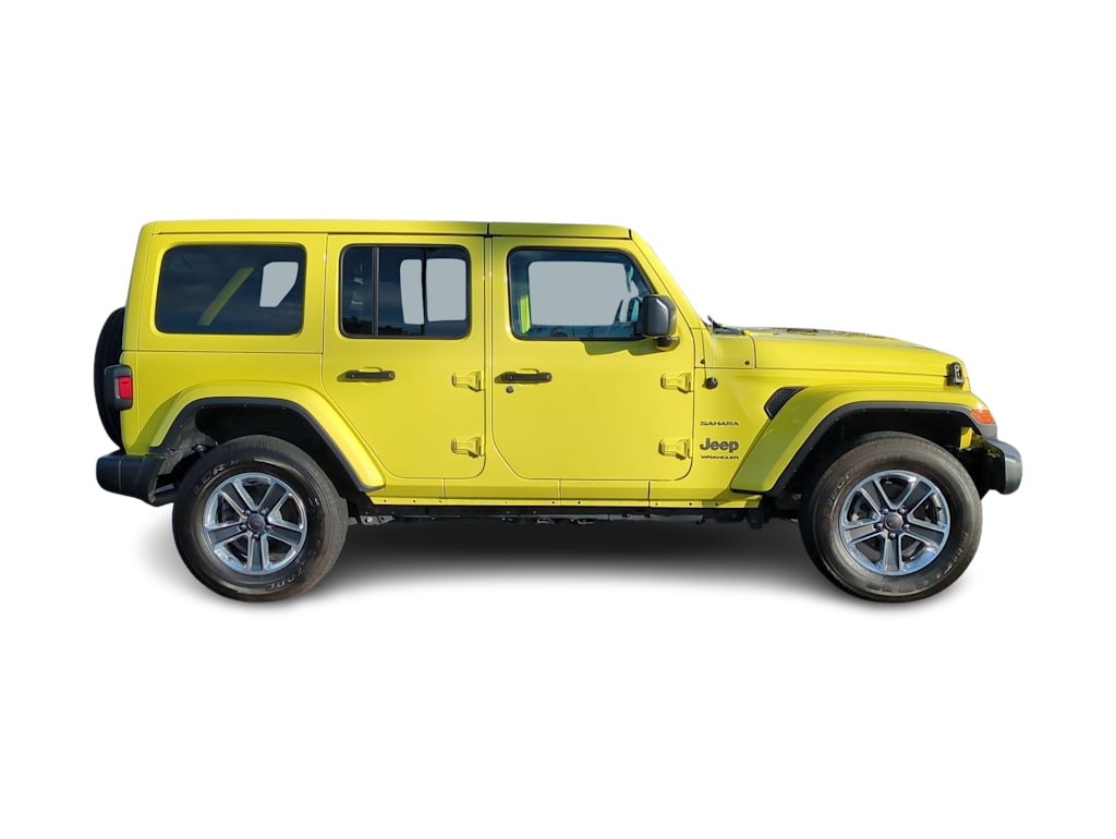 2023 Jeep Wrangler Unlimited Sahara 22