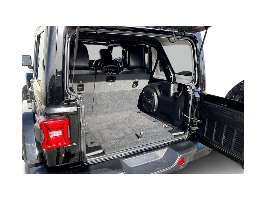 Thumbnail: 2023 Jeep Wrangler - 18