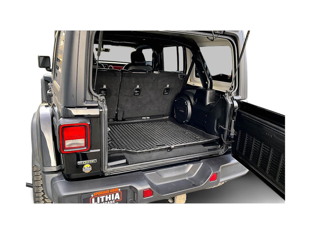 Thumbnail: 2023 Jeep Wrangler - 17